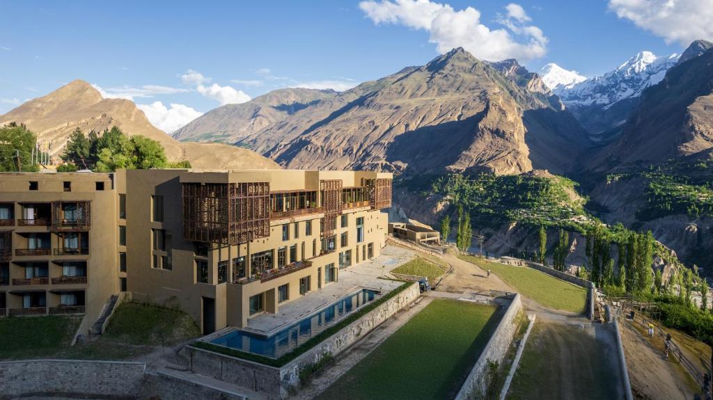 Toyotta Corolla Gli Rent a Car Hunza